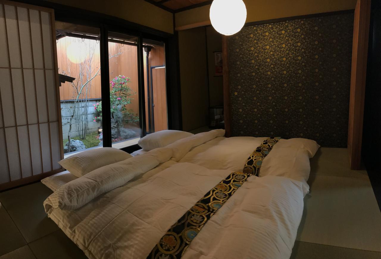 京町屋の宿悠路里 Kyo-Machiya Yululy Kyoto Buitenkant foto